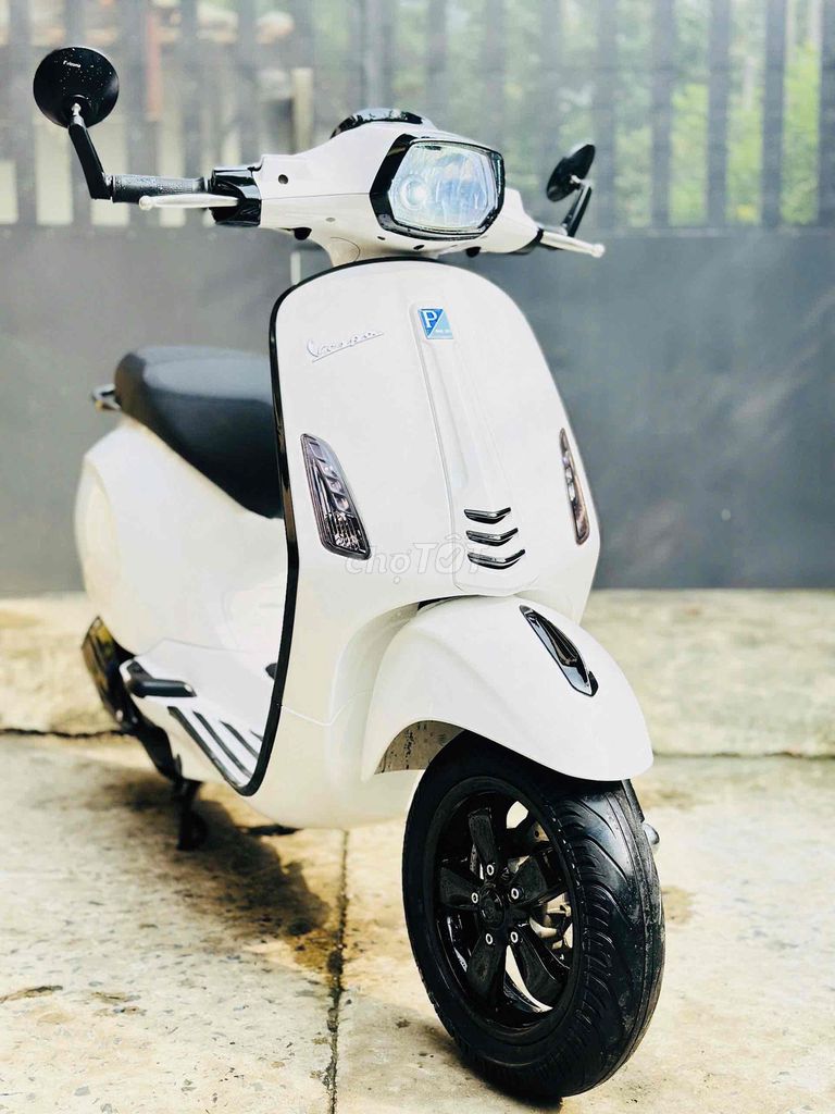 Piaggio Vespa Primavera 2015 125CC Trắng. Mua bán Xe máy tại Quận 12 Tp Hồ Chí Minh được đăng bởi Ta Thanh Thai hình 11