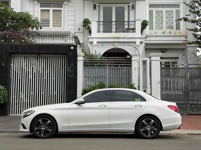 Mercedes-Benz C180 2020 Trắng. Mua bán Ô tô tại Quận Bình Thạnh Tp Hồ Chí Minh được đăng bởi kim hạo thiên