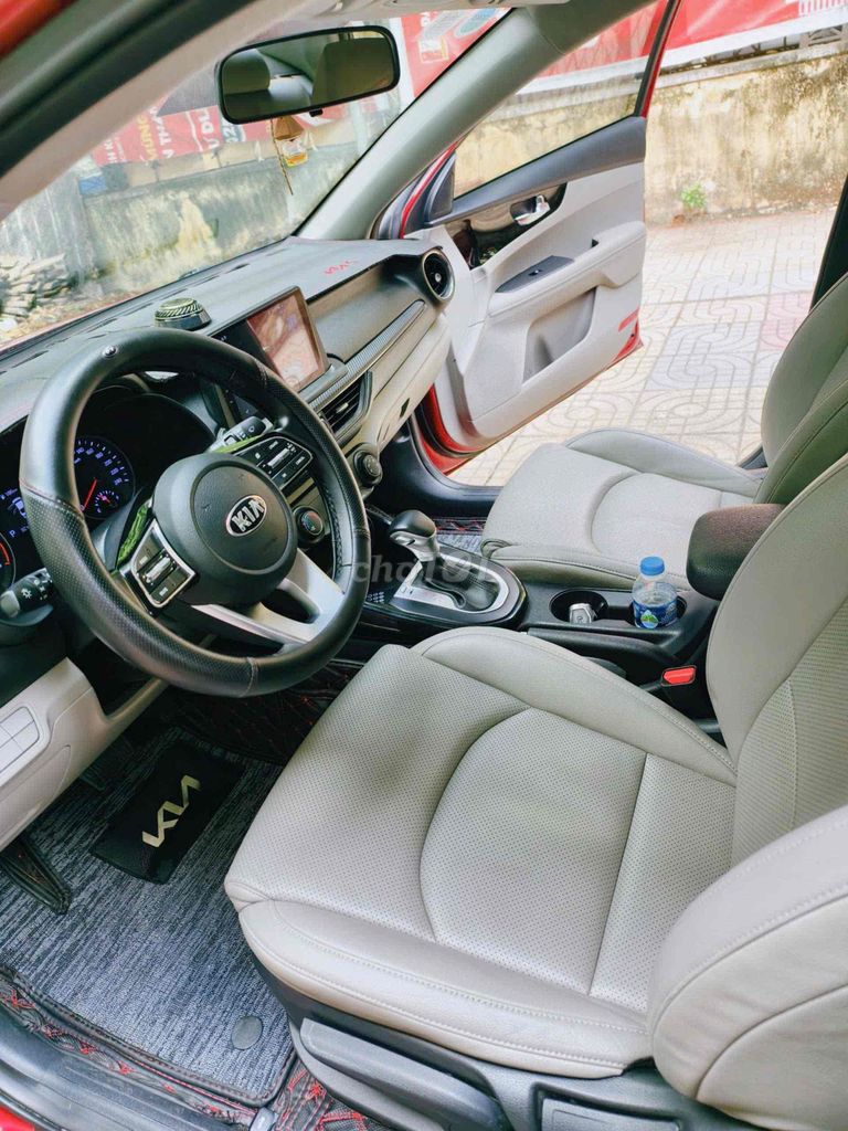 Kia Cerato 2019 1.6 AT Deluxe - 70000 km. Mua bán Ô tô tại Quận Hai Bà Trưng Hà Nội được đăng bởi Tuấn Minh hình 6