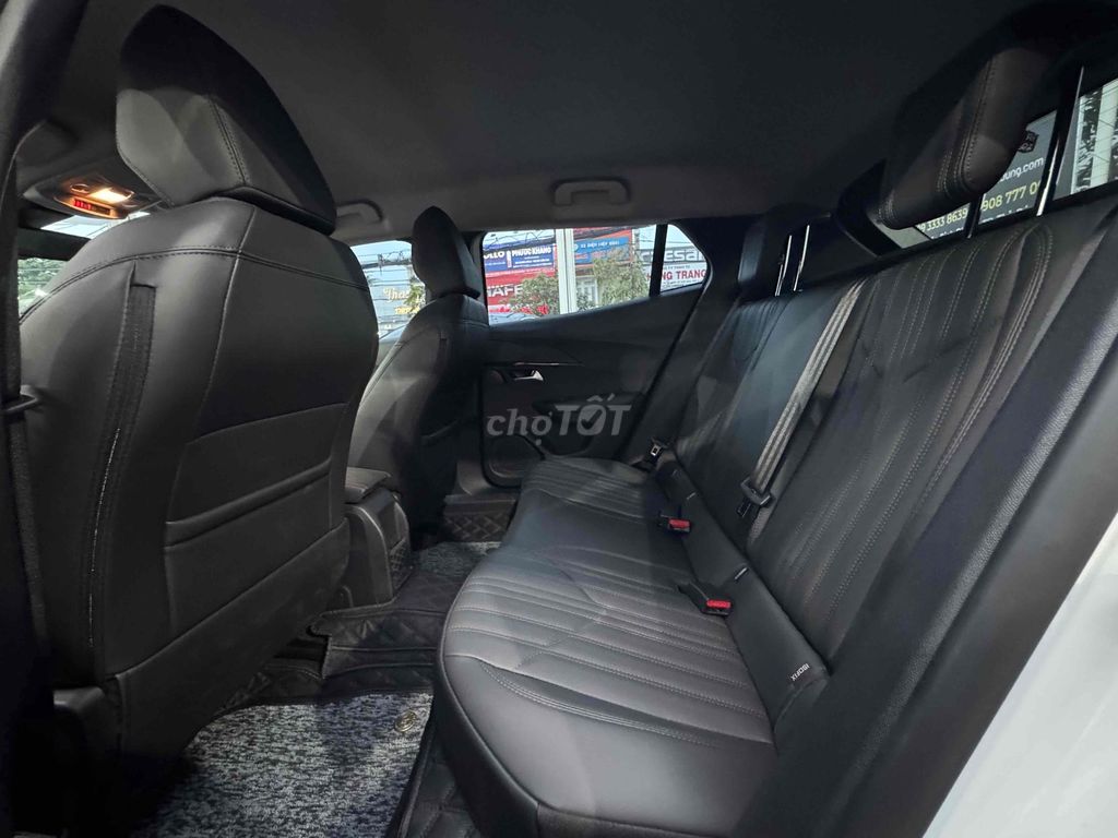 Peugeot 2008 2024 GT Line 1.2 AT - 3600 km. Mua bán Ô tô tại Thành phố Thủ Đức Tp Hồ Chí Minh được đăng bởi Long Auto Vạn Phúc hình 12