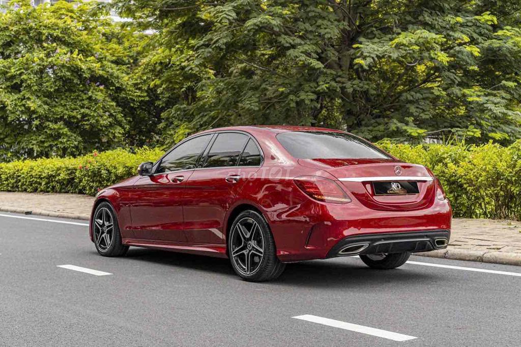 C300_AMG model 2020 màu đỏ cá nhân đẹp xuất sắc. Mua bán Ô tô tại Quận 7 Tp Hồ Chí Minh được đăng bởi Dương Phương hình 6