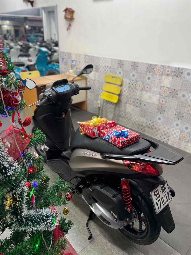 Piaggio Medley 2024 Vàng đồng 5000km. Mua bán Xe máy tại Quận Phú Nhuận Tp Hồ Chí Minh được đăng bởi DŨNG HOÀNG  hình 9
