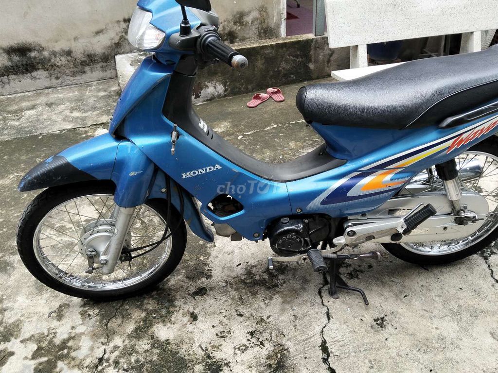 Honda Wave Alpha 2002 с номерами Хошимина от собственника