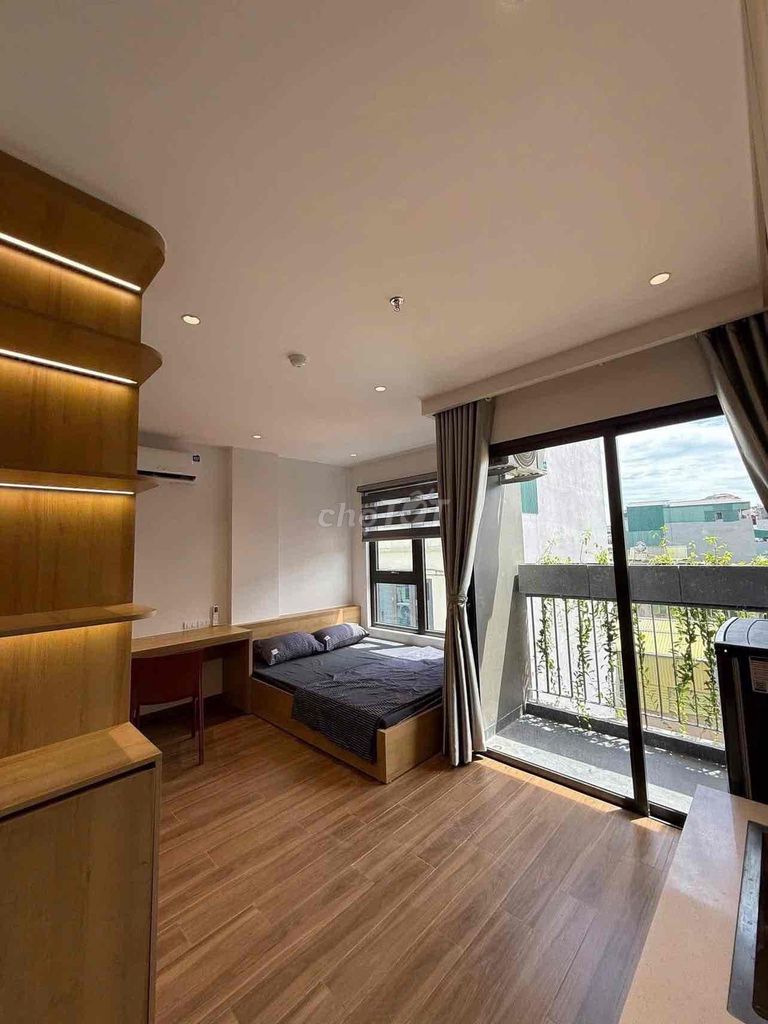 STUDIO BAN CÔNG ĐÔNG SIÊU THOÁNG – NGAY TRỤC TRẦN BÌNH TRỌNG / LÝ THÁI