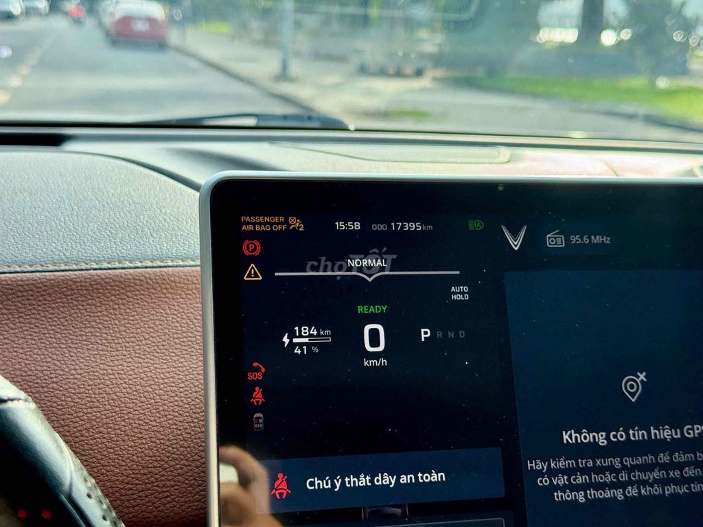 Vinfast VF8 2024 Lux Plus Trắng - 17.000km. Mua bán Ô tô tại Thành phố Thủ Đức Tp Hồ Chí Minh được đăng bởi Hồng My hình 9