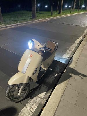 Xe máy điện Yadea Orla màu Kem. Mua bán Xe điện tại Quận Tân Bình Tp Hồ Chí Minh được đăng bởi Tên chưa cung cấp