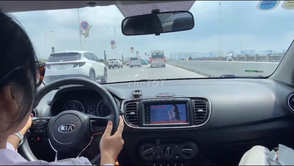 Kia Soluto 2020 1.4 AT Deluxe - 17000 km. Mua bán Ô tô tại Quận Cầu Giấy Hà Nội được đăng bởi Vu Thanh Huong hình 3