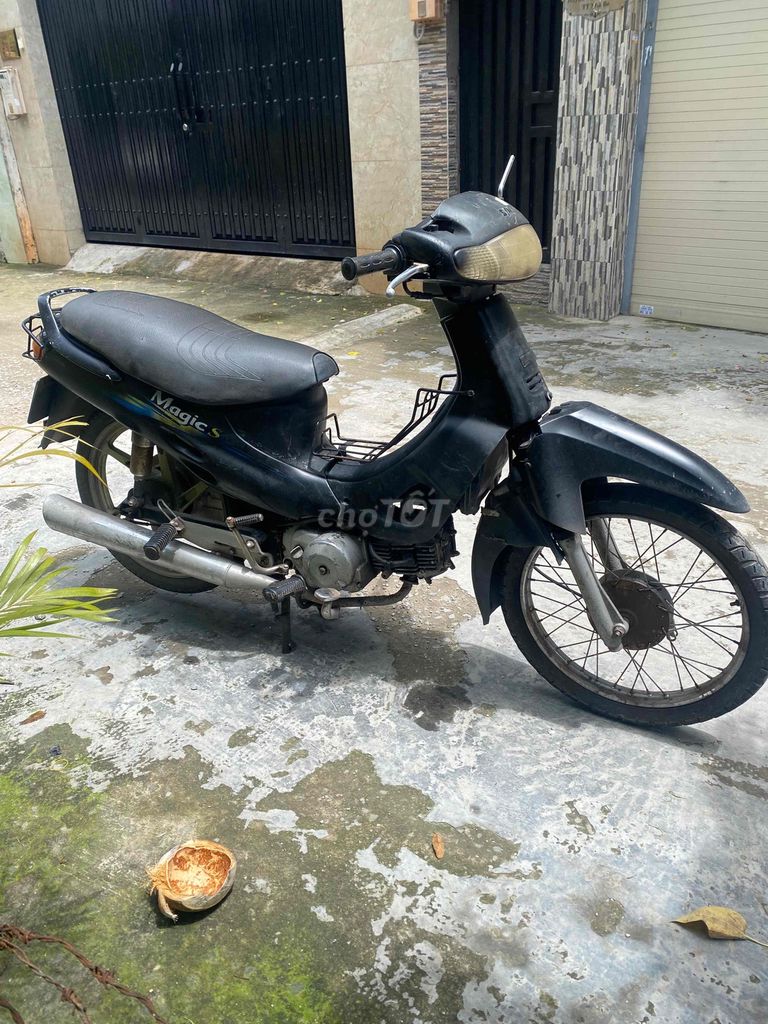 Cần Bán Xe Giá Rẻ Có Giấy Cho Ae Cần Xe Đi Làm. Mua bán Xe máy tại Quận 4 Tp Hồ Chí Minh được đăng bởi khánh  hình 2