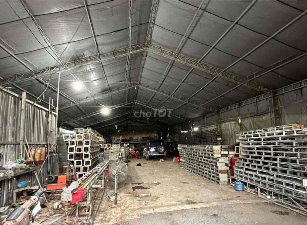 Kho Vĩnh Phú 650m 20tr/tháng Làm Kho và Sản Xuất