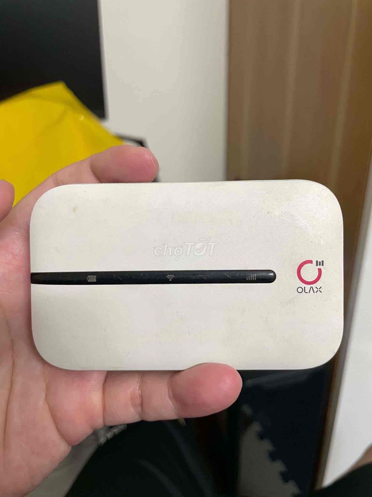 Cục phát WiFi 4G Olax Trắng SIM 4G. Mua bán Phụ kiện (Màn hình, Chuột...) tại Thành phố Hòa Bình Hòa Bình được đăng bởi thiếu gia hình 1