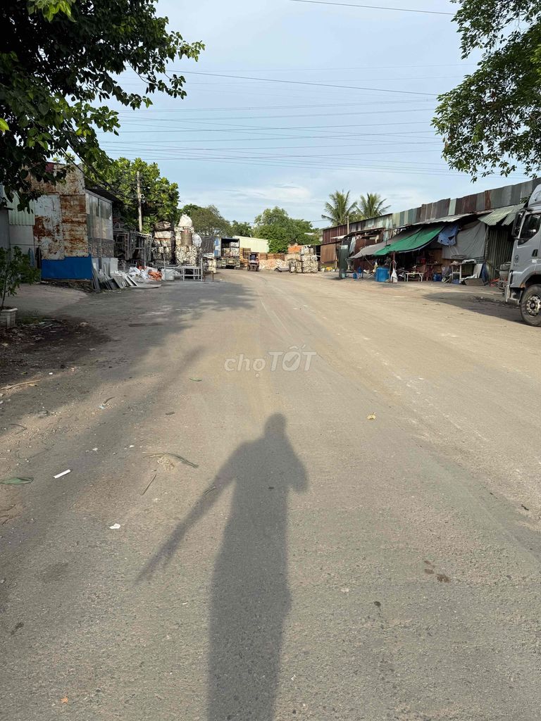 Bán Xưởng 8-20M 2Lầu Đường 30M KDCVL BHHB, Xe Công CTy Văn Phòng 9.6ty