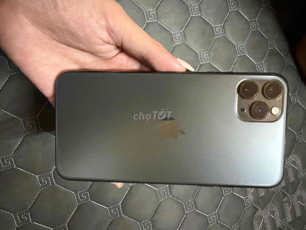 Apple iPhone 11 Pro Max 64GB. Mua bán Điện thoại tại Quận Hai Bà Trưng Hà Nội được đăng bởi Ly Hà hình 1