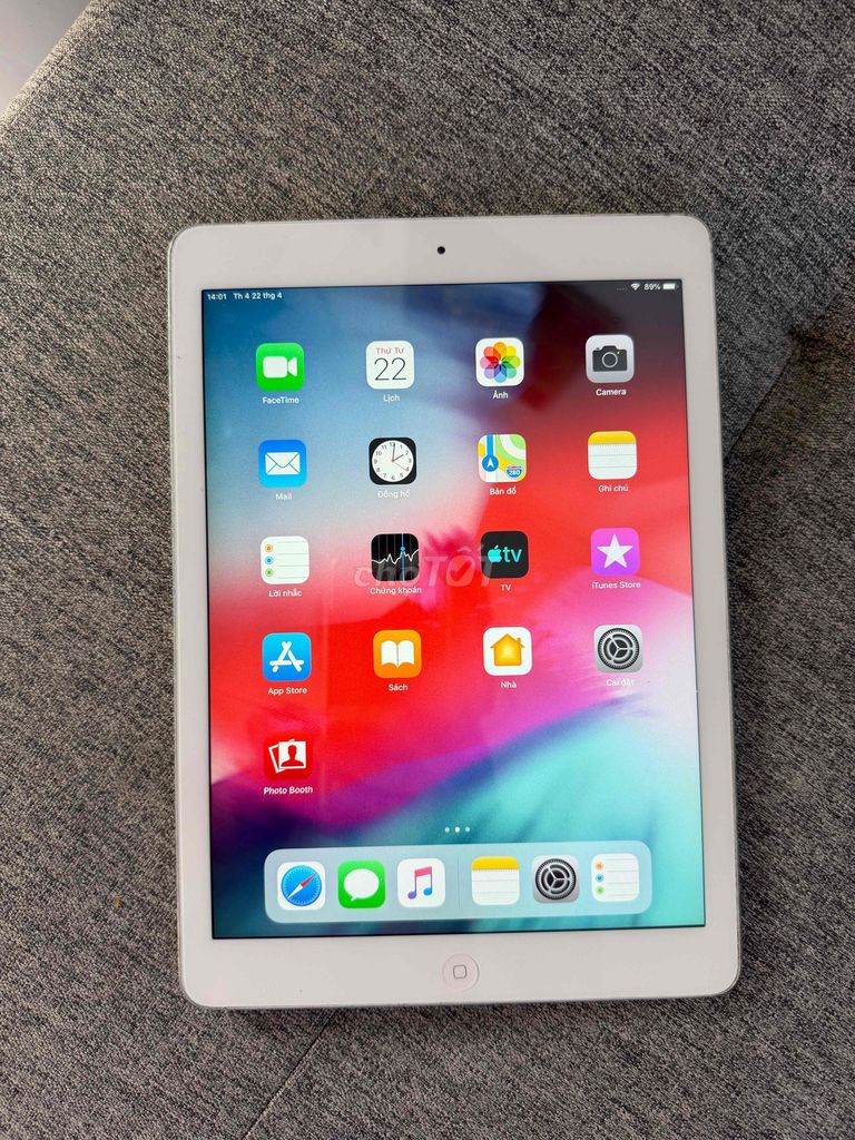 iPad Air 32GB Trắng. Mua bán Máy tính bảng tại Quận Tân Phú Tp Hồ Chí Minh được đăng bởi Hoàng hình 1