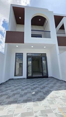 nhà sổ riêng thổ cư ngay sau chợ Thạnh Phú, gần trường gần chợ
