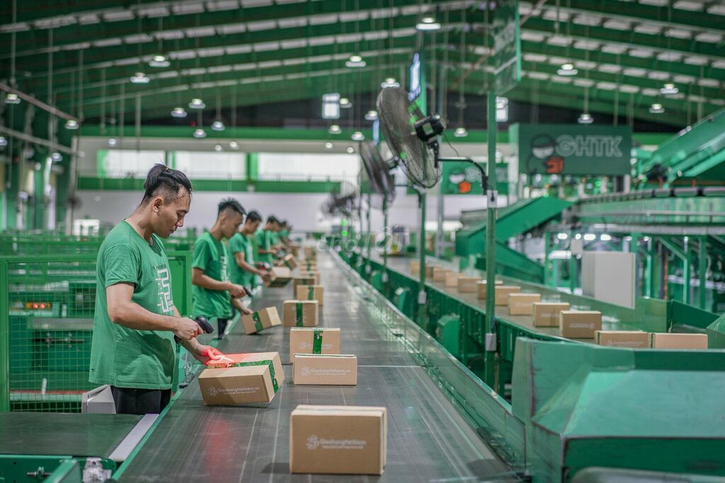 TUYỂN TÀI XẾ CHẠY DỰ ÁN CỦ CHI. Việc làm Tài xế ô tô tại Huyện Đức Huệ Long An được đăng bởi Bình GHTTK hình 1