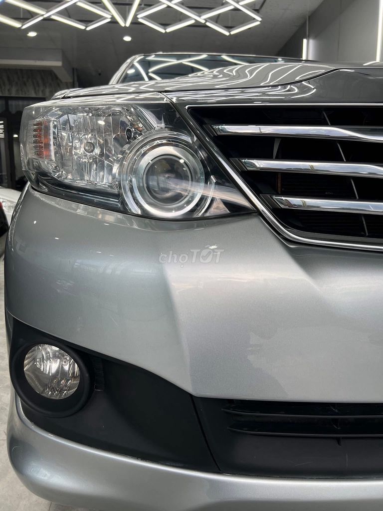 Toyota Fortuner 2014 2.7V 4x2 AT - 115000 km. Mua bán Ô tô tại Thành phố Quảng Ngãi Quảng Ngãi được đăng bởi Cao Minh Hà hình 9