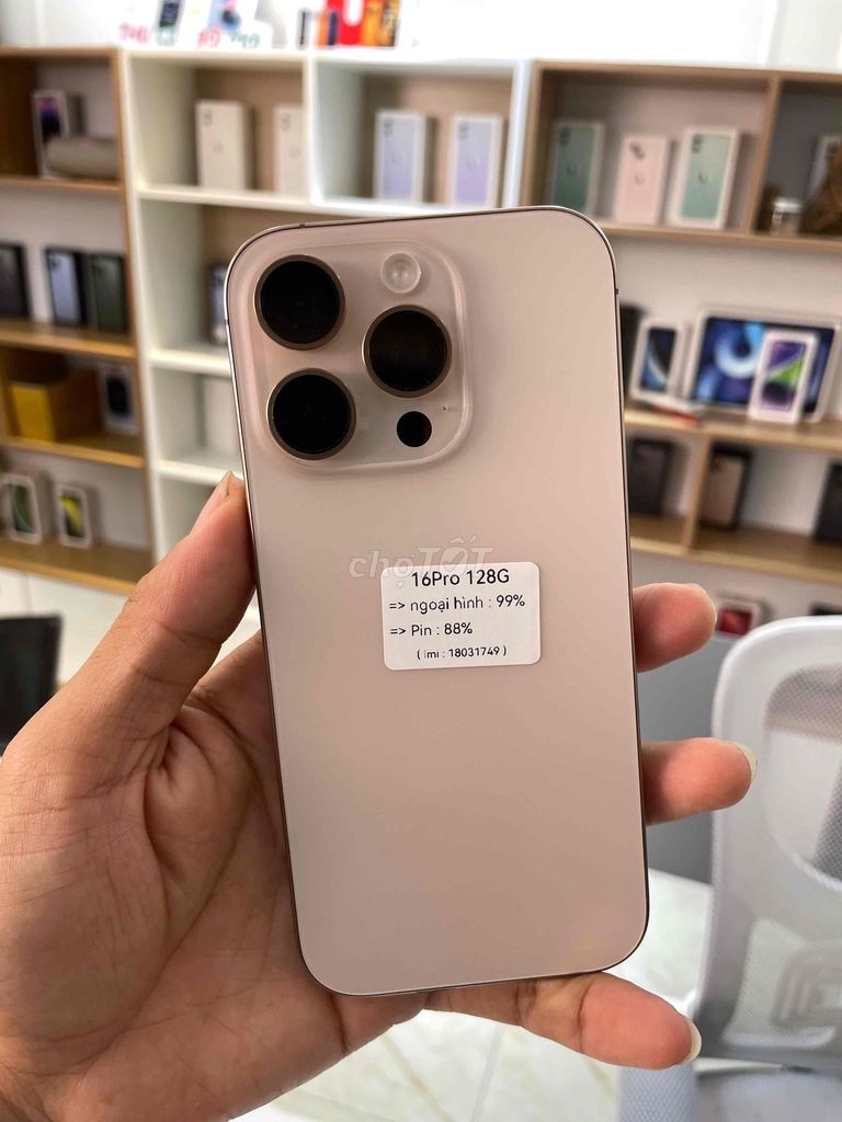 iPhone 16 Pro 128GB Vàng 99% đẹp. Mua bán Điện thoại tại Quận Gò Vấp Tp Hồ Chí Minh được đăng bởi Icon Mobile hình 1