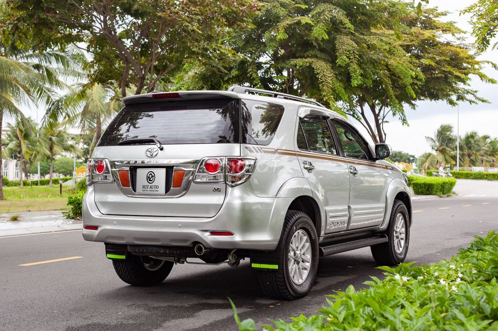 Toyota Fortuner 2.7V 4x2 AT 2014 - 120000 km. Mua bán Ô tô tại Thành phố Thủ Đức Tp Hồ Chí Minh được đăng bởi H2T Auto hình 6