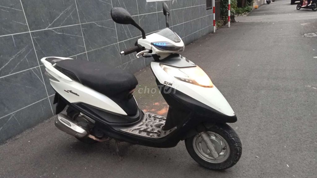 Xe SYM Attila máy cực ngon, chạy rất mượt. Mua bán Xe máy tại Quận Thanh Khê Đà Nẵng được đăng bởi Trần Khải hình 5