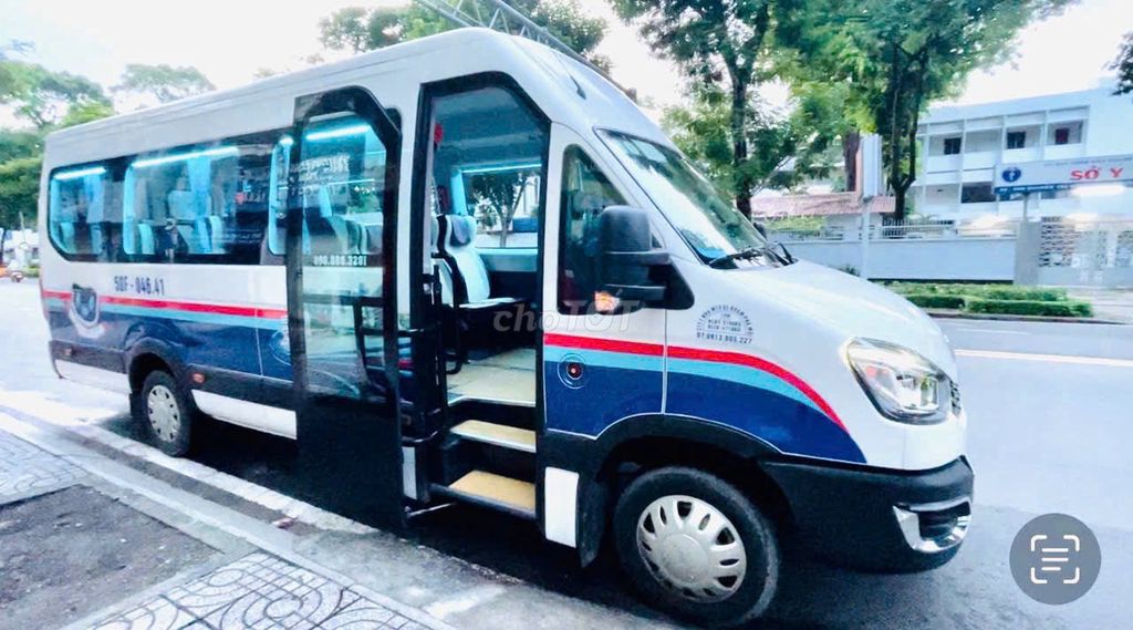 Bán xe 19 chỗ Iveco 2023. Mua bán Ô tô tại Quận 10 Tp Hồ Chí Minh được đăng bởi Thi My Trinh Le hình 5