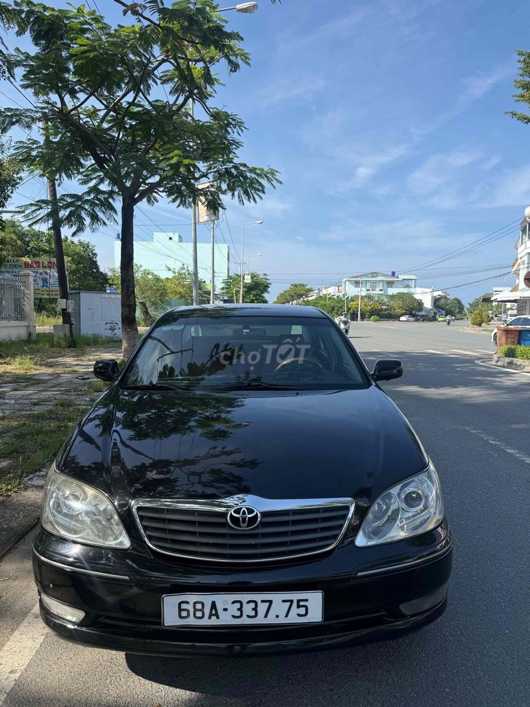 Тойота Камри 2.4G 2005 черная