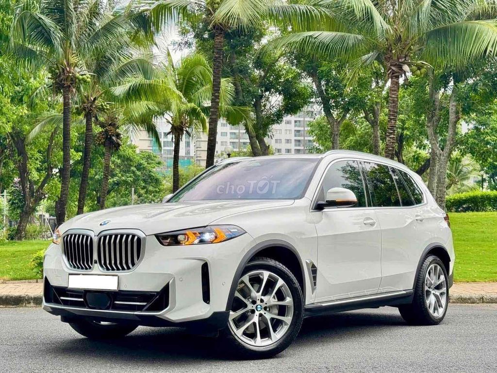 BMW X5 xDrive40i lướt 4.000Km 7 ghế cho gia đình. Mua bán Ô tô tại Quận 1 Tp Hồ Chí Minh được đăng bởi Lưu Thế Hoàng hình 3