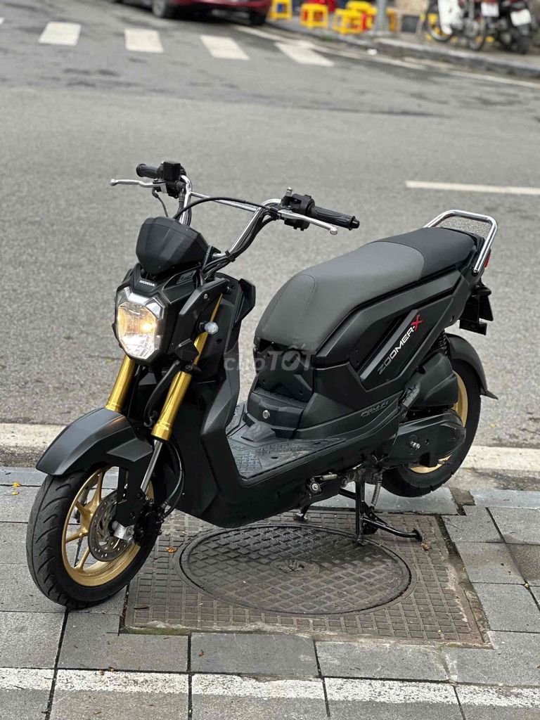 XE MÁY 68 - Zoomer X 2016 Đen Sần Lướt. Mua bán Xe máy tại Quận Hai Bà Trưng Hà Nội được đăng bởi Đức Anh hình 3