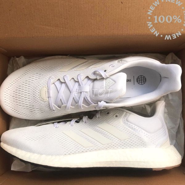 Giày Adidas Pureboost mới 100% gốc 3t6 vừa 43-44