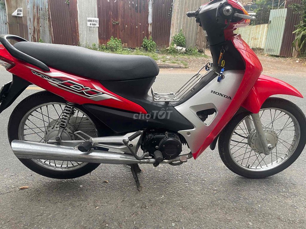 Красная Honda Wave Alpha 2008