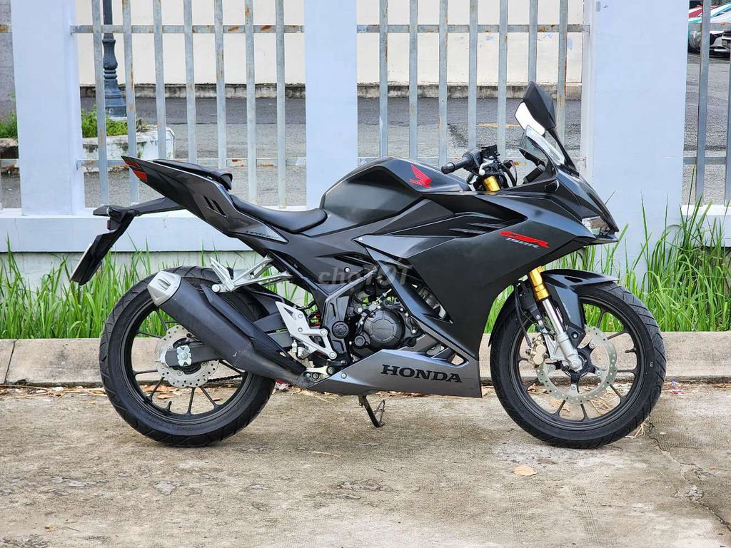 Cbr150 2022 bao rút gốc cho ae. Mua bán Xe máy tại Huyện Nhà Bè Tp Hồ Chí Minh được đăng bởi Hoán Nguyễn hình 6