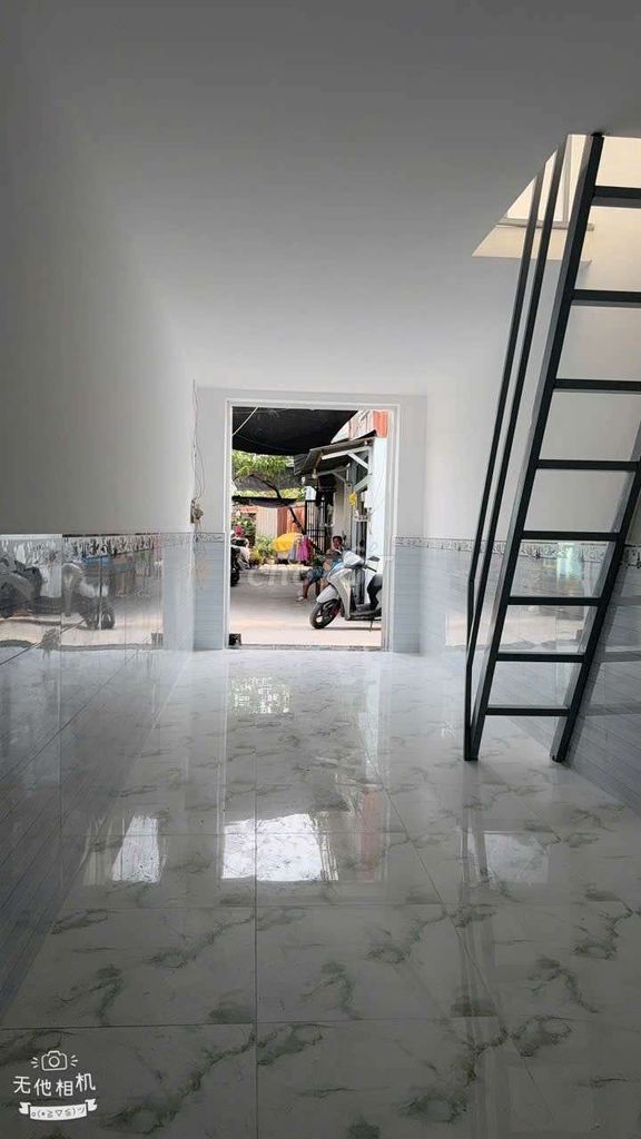 BÁN NHÀ 22,6M2 MỚI ĐẸP C13 PHẠM HÙNG GIÁP RANH Q8 CÓ GÁC