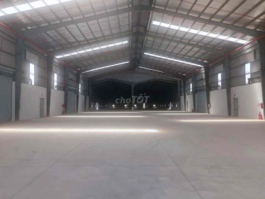 KHO XƯỞNG GIÁ RẺ ( 1,500m2 ) LÊ VĂN QUỚI