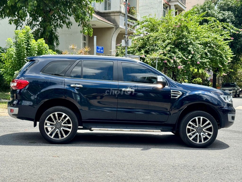 Ford Everest Titanium 2022 - Màu đen - 4vkm. Mua bán Ô tô tại Thành phố Thủ Đức Tp Hồ Chí Minh được đăng bởi OTOCITY hình 7