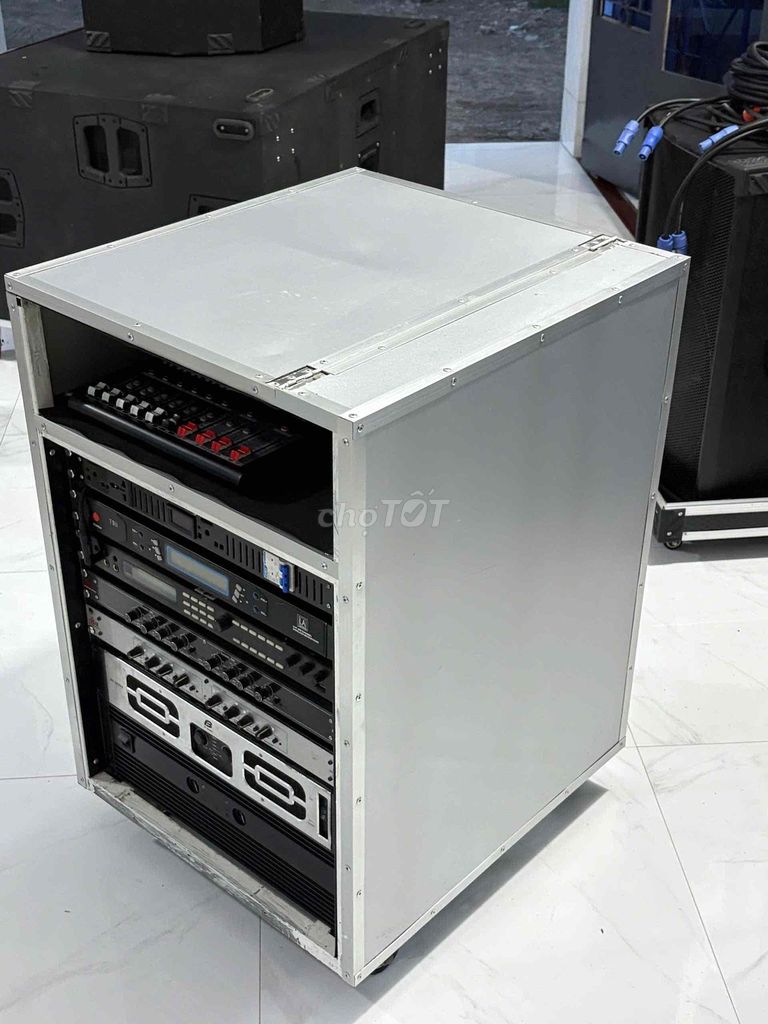 Tủ máy âm thanh 12U Bạc. Mua bán Nội thất, đồ gia dụng khác tại Huyện Đức Hòa Long An được đăng bởi NHỰT LINH hình 1