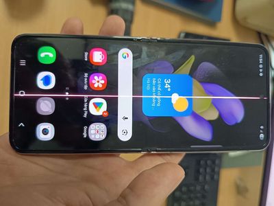 Samsung ZFlip4 128GB Bán hoặc Giao lưu