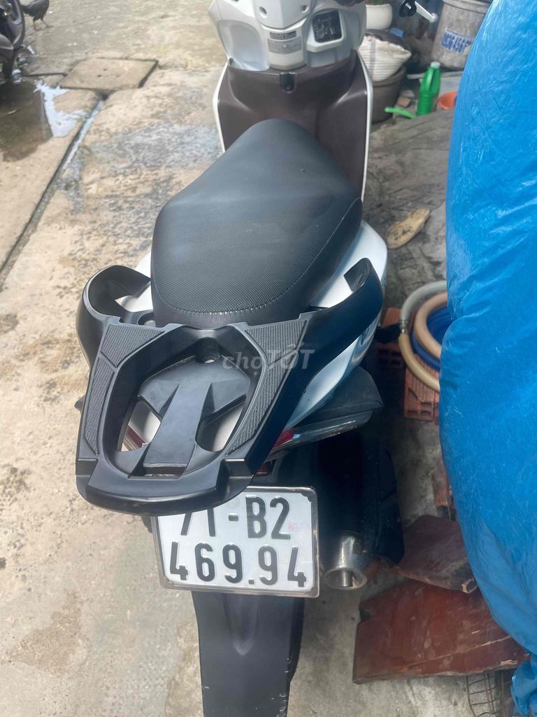 Honda Vision 2015 Trắng 19000 km. Mua bán Xe máy tại Huyện Bình Chánh Tp Hồ Chí Minh được đăng bởi Kaiz hình 2