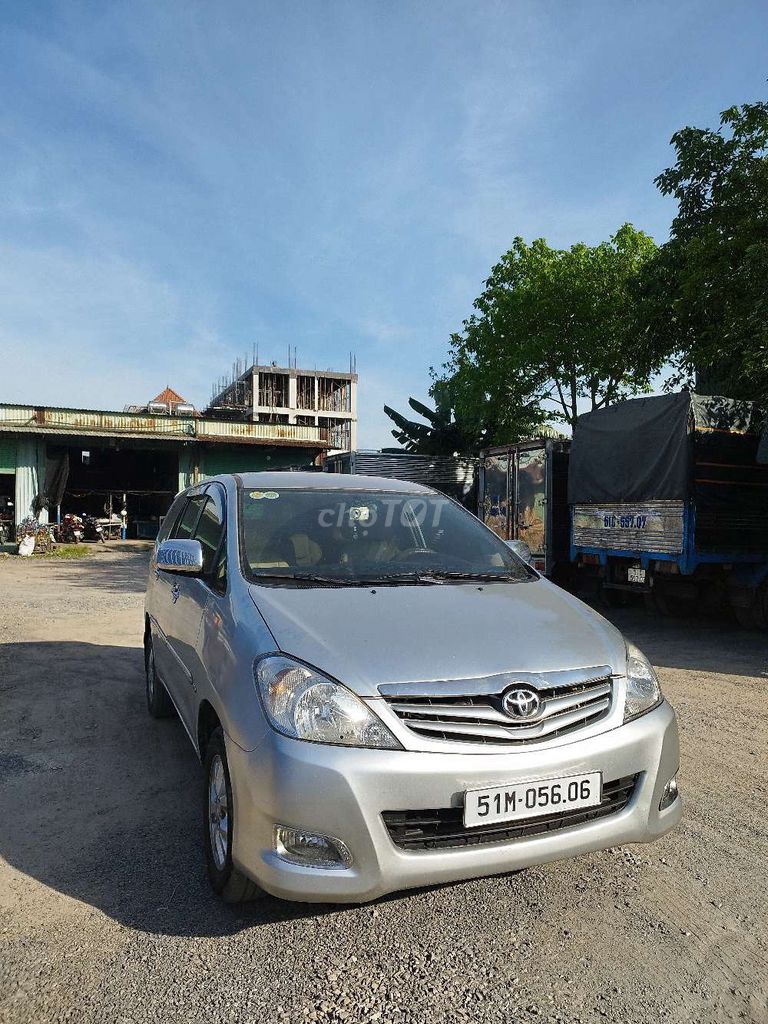 Innova 206 G xịn.xe chính chủ zin đẹp.có màn hình. Mua bán Ô tô tại Huyện Bình Chánh Tp Hồ Chí Minh được đăng bởi Nguyễn Nguyên hình 1