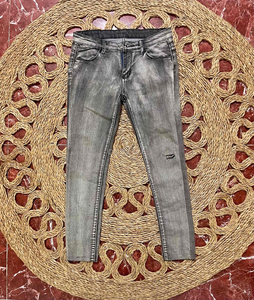 Quần skinny jean size 29. Mua bán Quần áo tại Huyện Cần Giuộc Long An được đăng bởi ThanhTu Nguyen hình 1