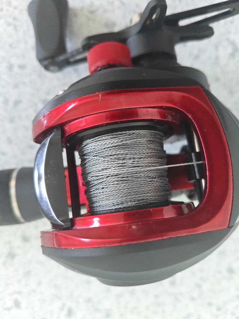 Cần câu kim loại nhựa đỏ đen 8-25g. Mua bán Đồ thể thao, Dã ngoại tại Huyện Bàu Bàng Bình Dương được đăng bởi sun  hình 1