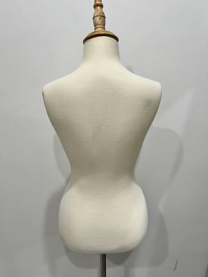 Đồ trang trí ma nơ canh giá rẻ bất ngờ. Mua bán Đồ chuyên dụng, Giống nuôi trồng tại Thành phố Thủ Đức Tp Hồ Chí Minh được đăng bởi Tân
