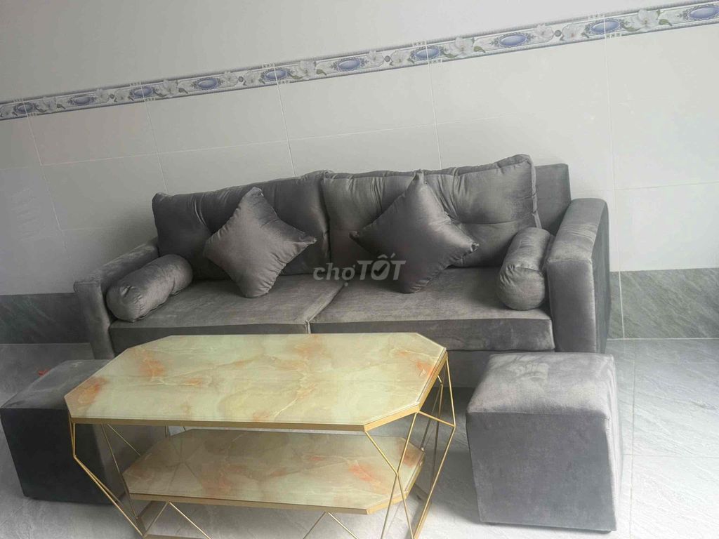 Ghế sofa vải xám đã sử dụng. Mua bán Bàn ghế tại Huyện Đức Hòa Long An được đăng bởi Oanh Oanh hình 1