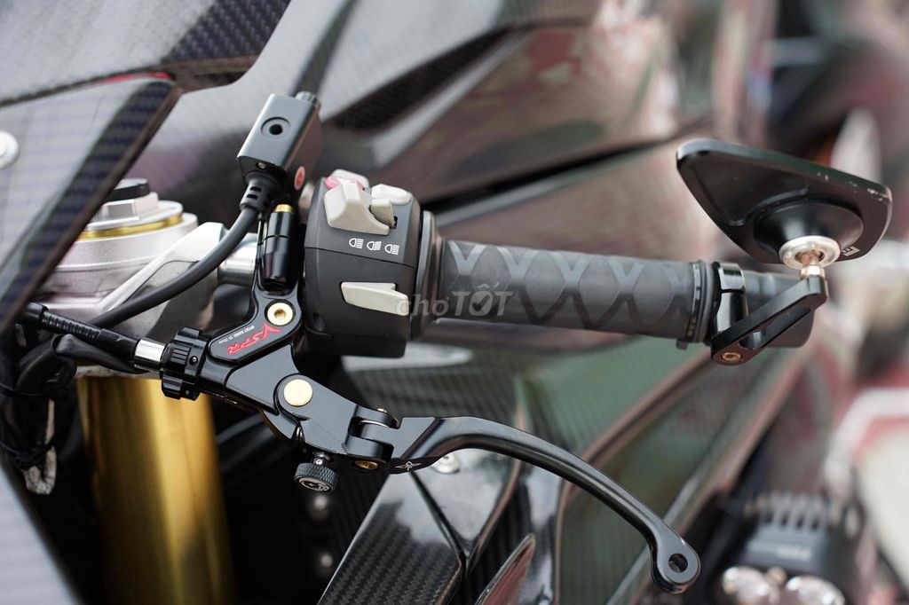 👦🏼❎ BMW S1000RR FULL ĐỒ CHƠI, CÓ ĐỔI XE VÀ GÓP. Mua bán Xe máy tại Thành phố Thủ Đức Tp Hồ Chí Minh được đăng bởi Thi Moto Thủ Đức hình 9