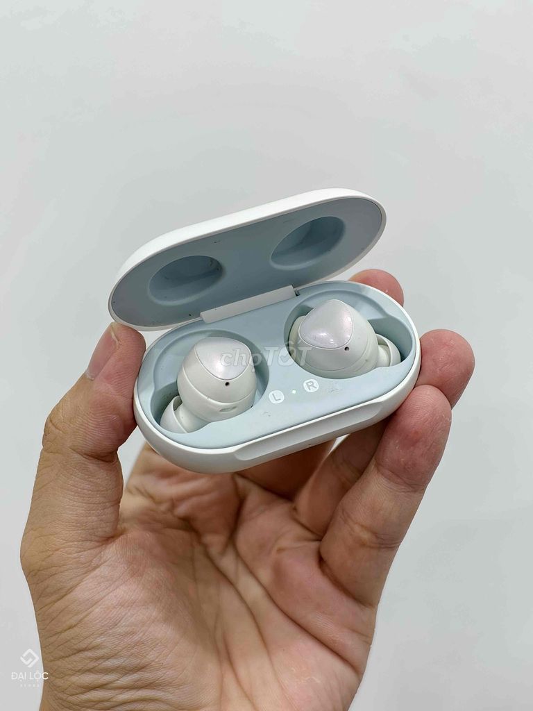 Tai nghe Samsung Galaxy Buds Trắng. Mua bán Tivi, Âm thanh tại Thành phố Sóc Trăng Sóc Trăng được đăng bởi Mạch Đại Lộc hình 1