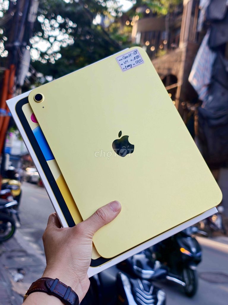 iPad Gen 11 128GB Vàng VN Fullbox như mới. Mua bán Máy tính bảng tại Quận Đống Đa Hà Nội được đăng bởi Lâm Bảo Tuyên hình 1