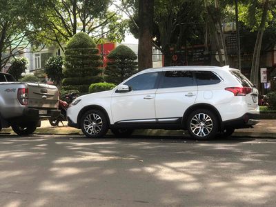 Cần bán Outlander 2019 - CVT xe gia đình. Mua bán Ô tô tại Thành phố Buôn Ma Thuột Đắk Lắk được đăng bởi mr Hà