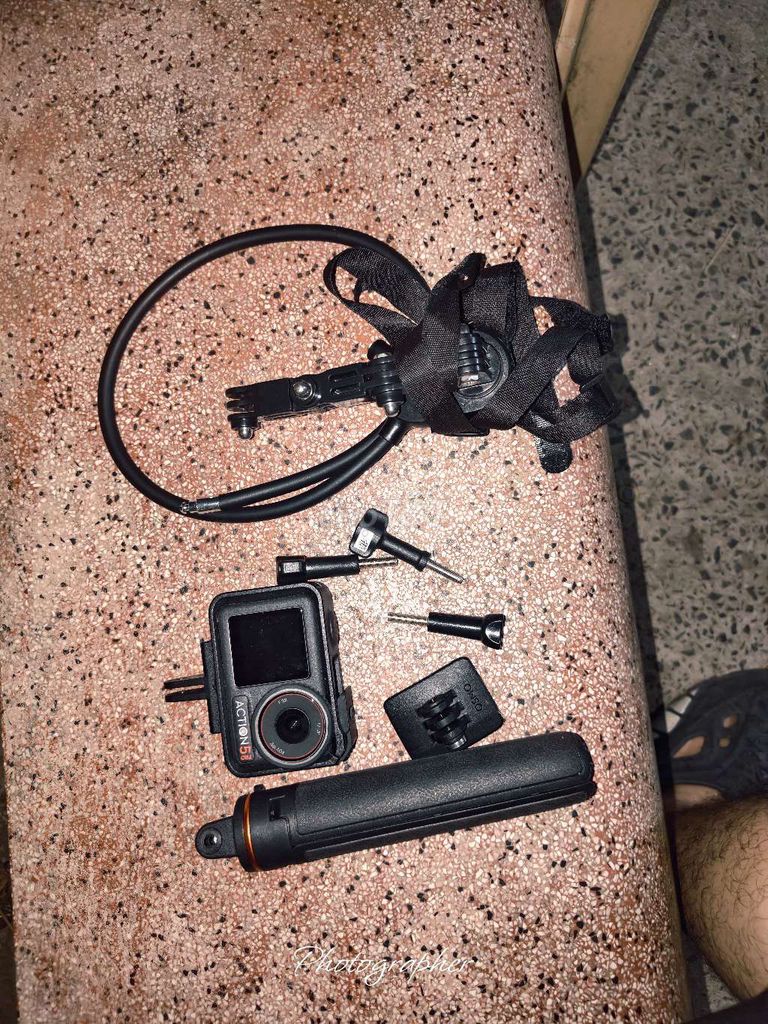 Máy quay hành động DJI Action 5 Pro Đen. Mua bán Máy ảnh, Máy quay tại Huyện Hóc Môn Tp Hồ Chí Minh được đăng bởi Trần Dũng  hình 1