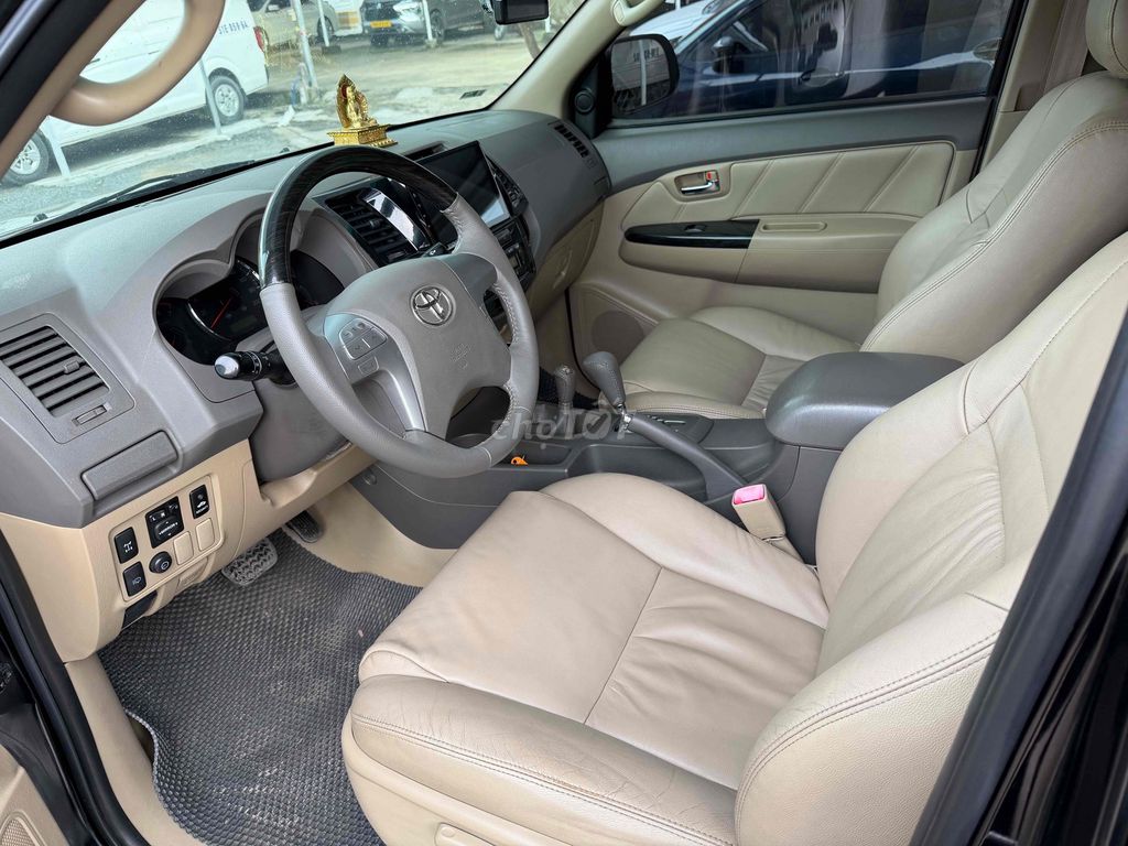 Fortuner 2.7V 4x4 2012, máy xăng, 2 cầu. Mua bán Ô tô tại Quận Bình Tân Tp Hồ Chí Minh được đăng bởi Tài hình 14