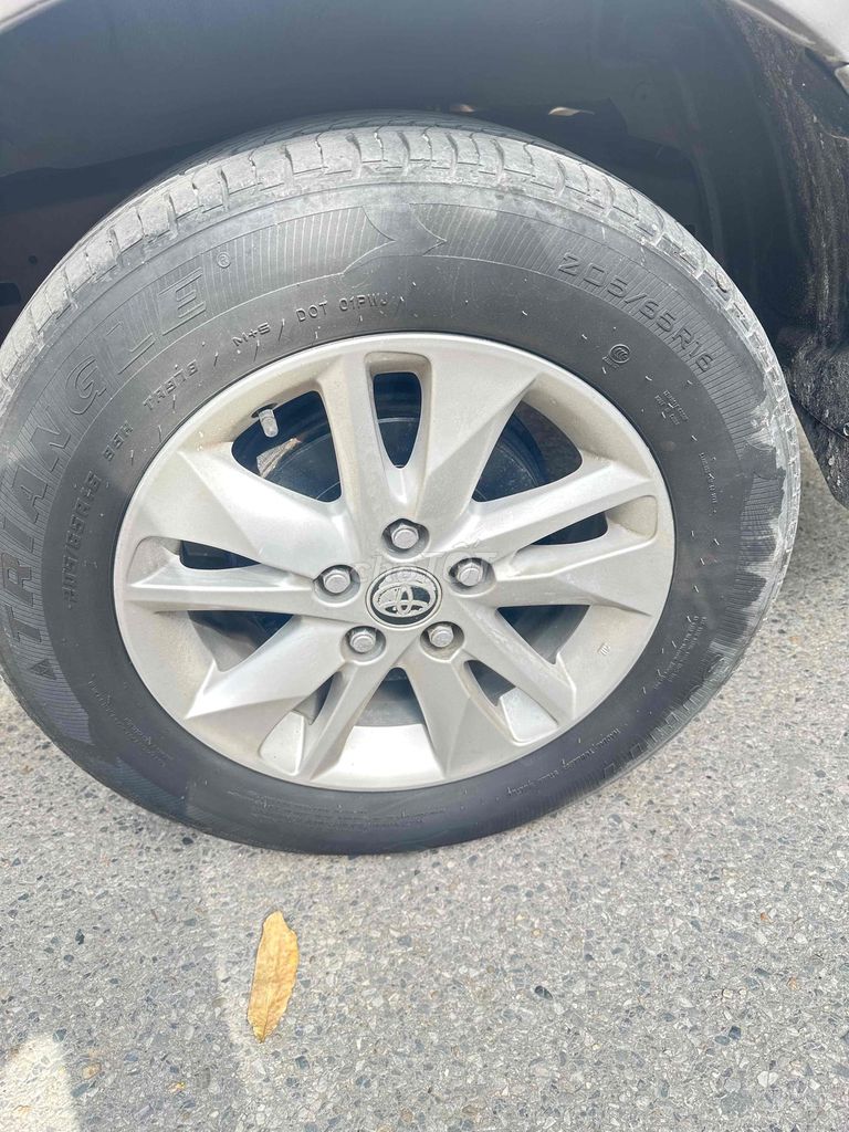 bán inova 2018 đk 19 xe đẹp như mới zin99%. Mua bán Ô tô tại Quận Cầu Giấy Hà Nội được đăng bởi Nguyên Quynh Trang hình 2