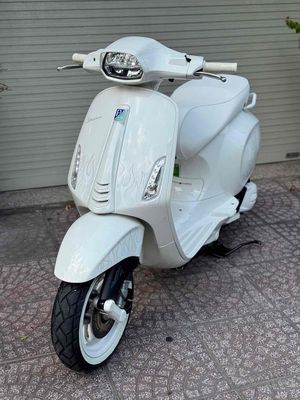 Piaggio Vespa Justin Bieber Trắng 125 cc 700km