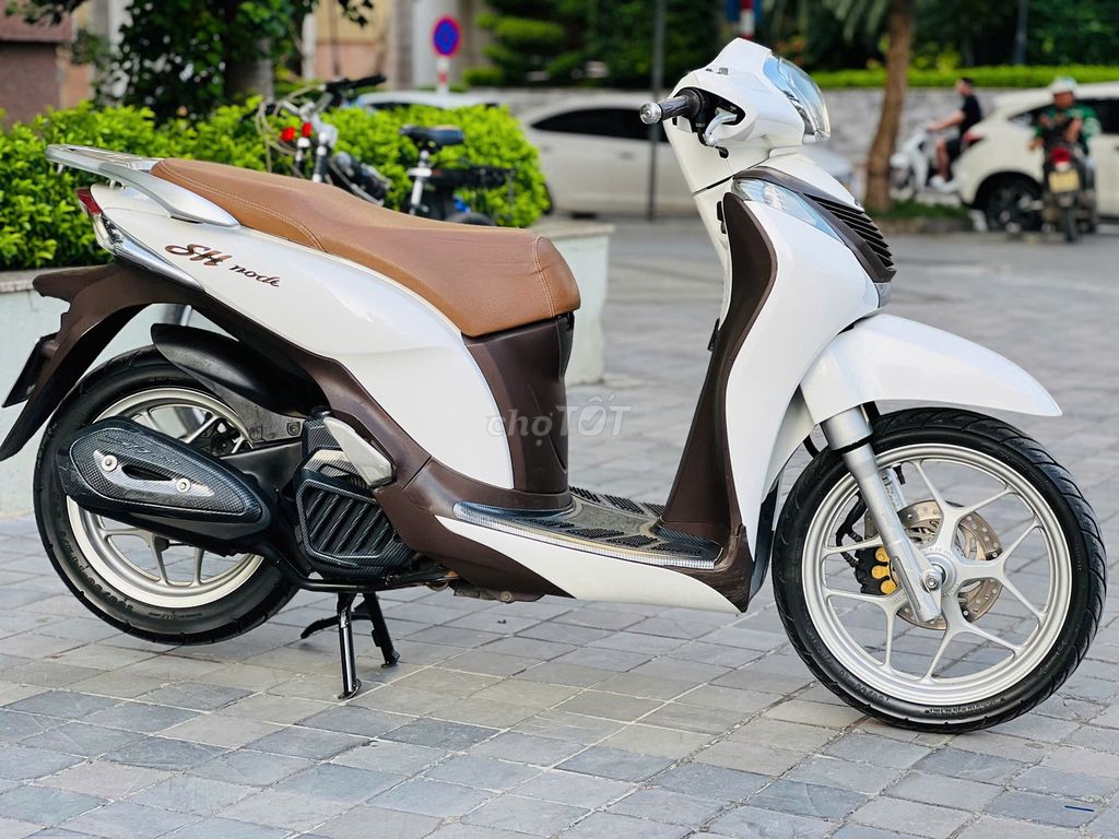 HONDA SH MODE 125 TRẮNG NGUYÊN BẢN. Mua bán Xe máy tại Quận Nam Từ Liêm Hà Nội được đăng bởi TÙNG LÂM hình 3